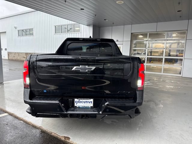 Used 2025 Chevrolet Silverado EV RST w/ LPO, Dark Package RST AWD/4WD image 7
