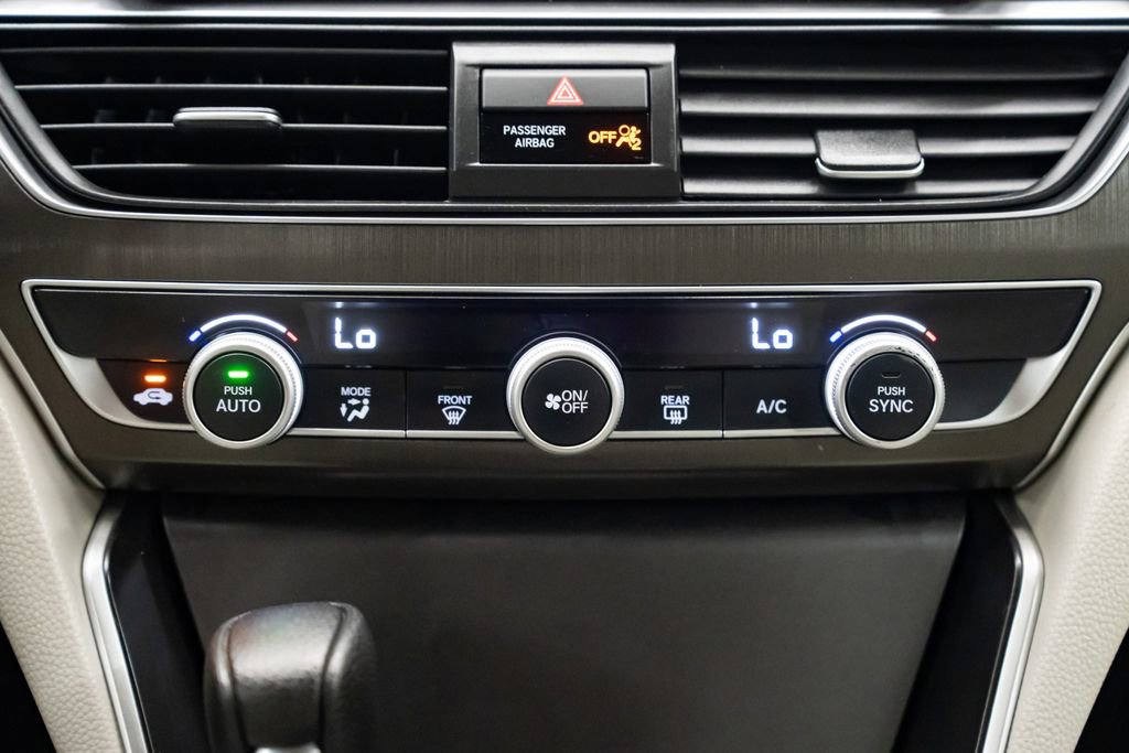 Used 2018 Honda Accord LX image 12