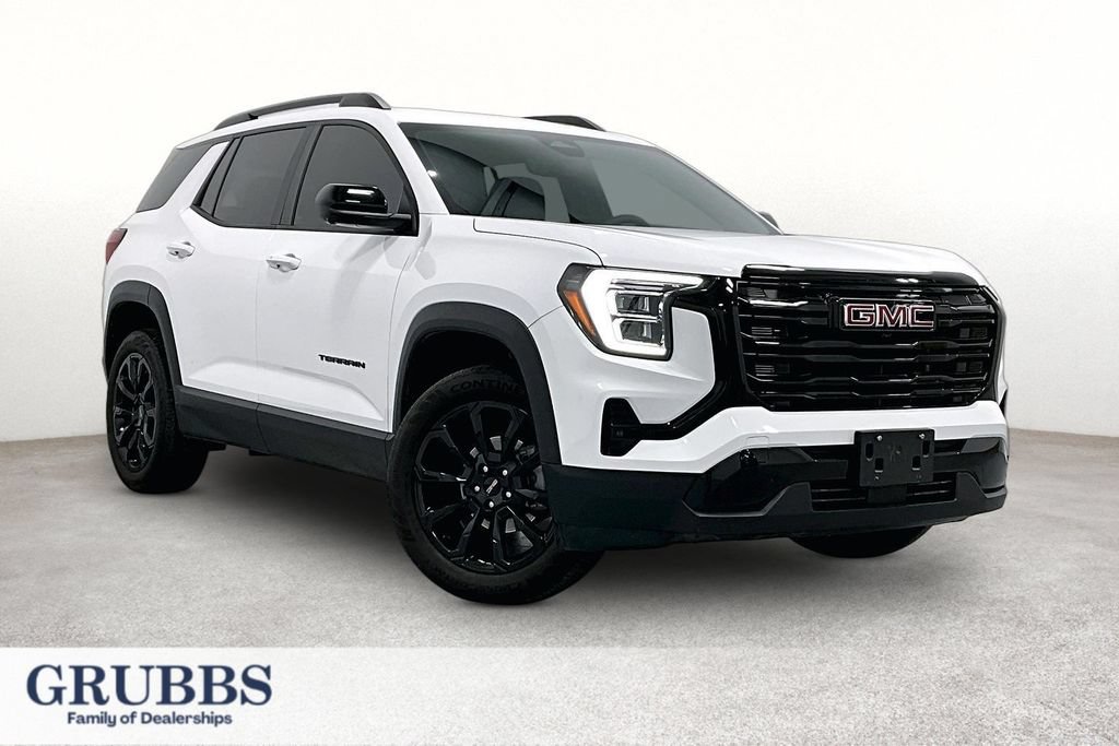 Used 2025 GMC Terrain Elevation w/ Technology Package II