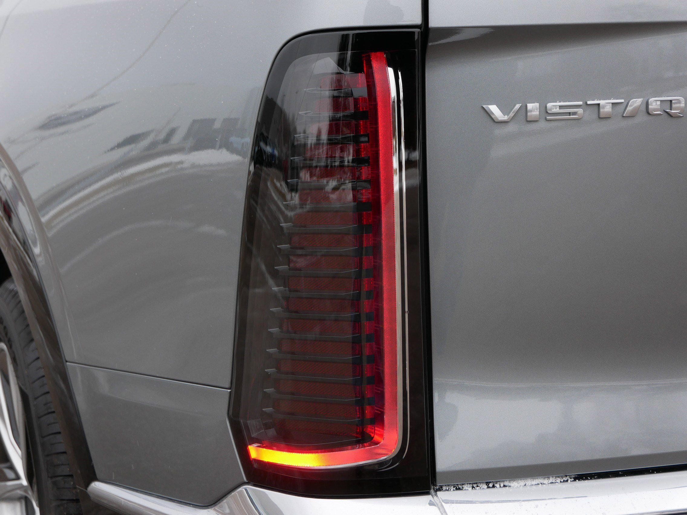 New 2026 Cadillac Vistiq Luxury image 15