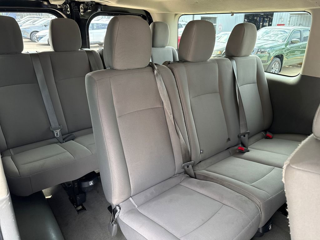 Used 2021 Nissan NV 3500 SV image 16