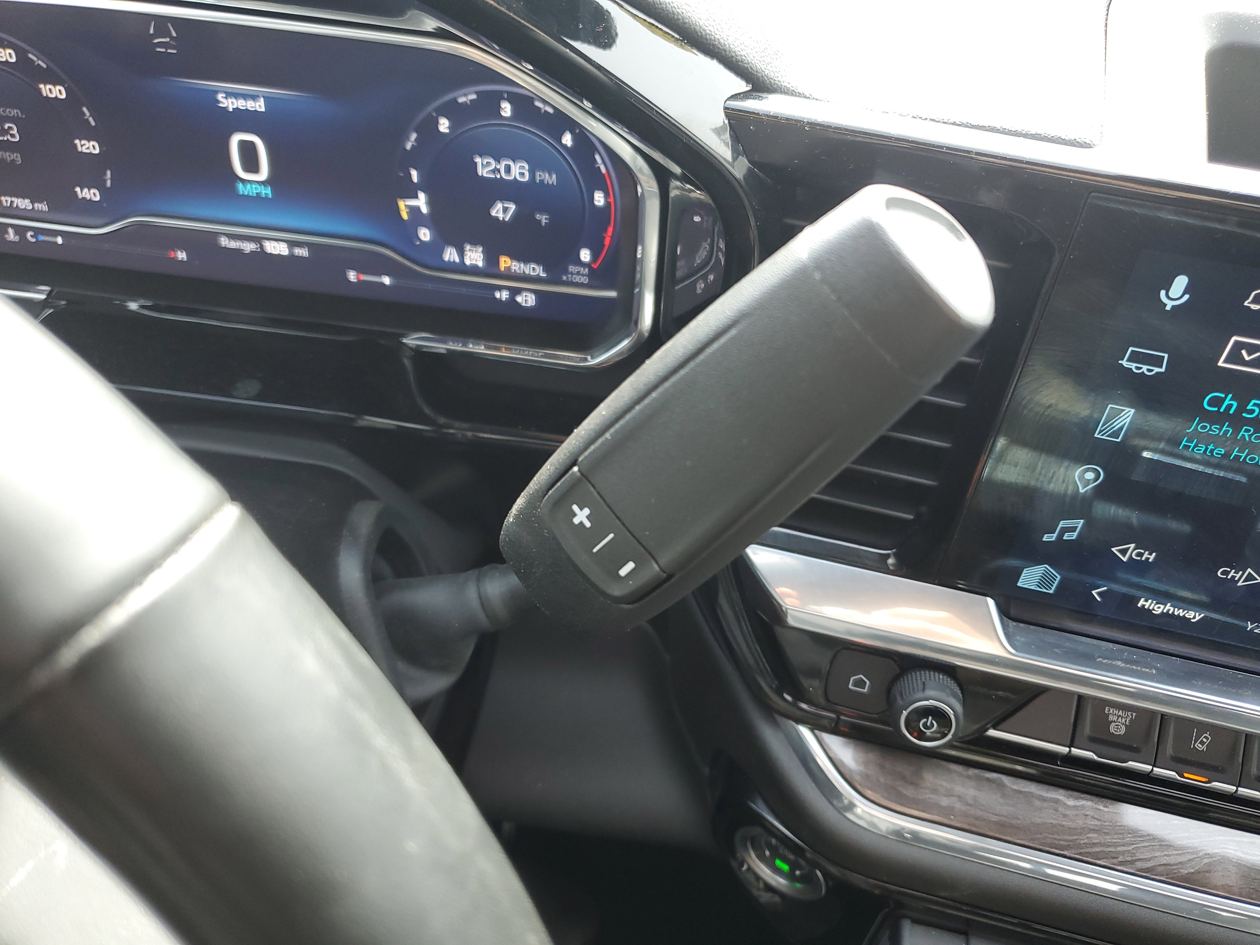 Used 2025 Chevrolet Silverado 2500 LTZ w/ LTZ Plus Package image 24