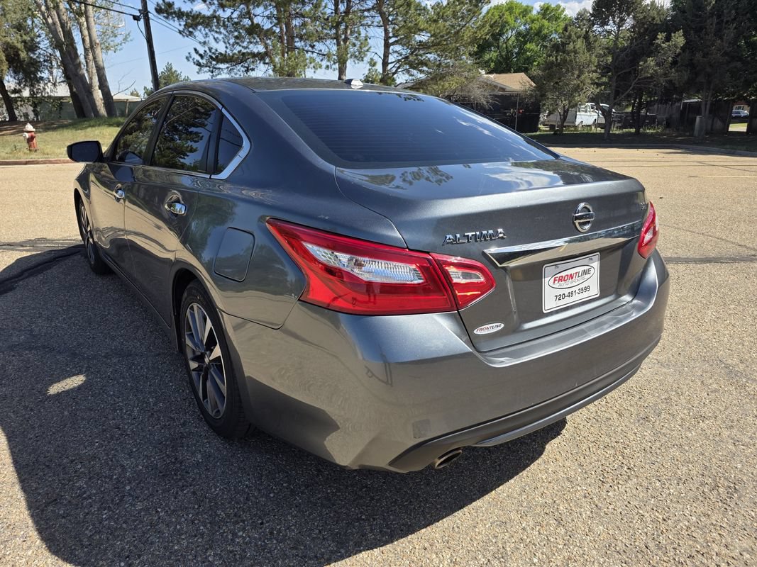 Used 2017 Nissan Altima 2.5 SL FWD image 4
