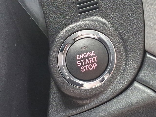 Certified 2025 Subaru Outback Onyx Edition XT w/ Popular Package #2 image 23