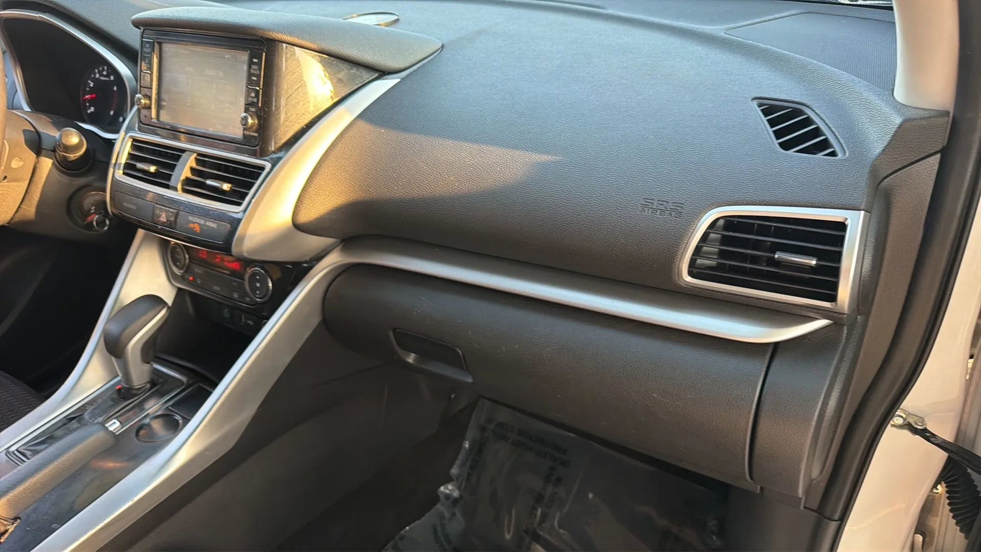 Used 2020 Mitsubishi Eclipse Cross ES FWD image 26