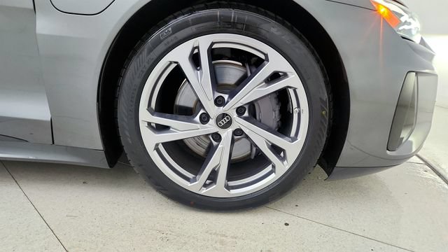 Used 2023 Audi e-tron GT Premium Plus AWD/4WD image 78