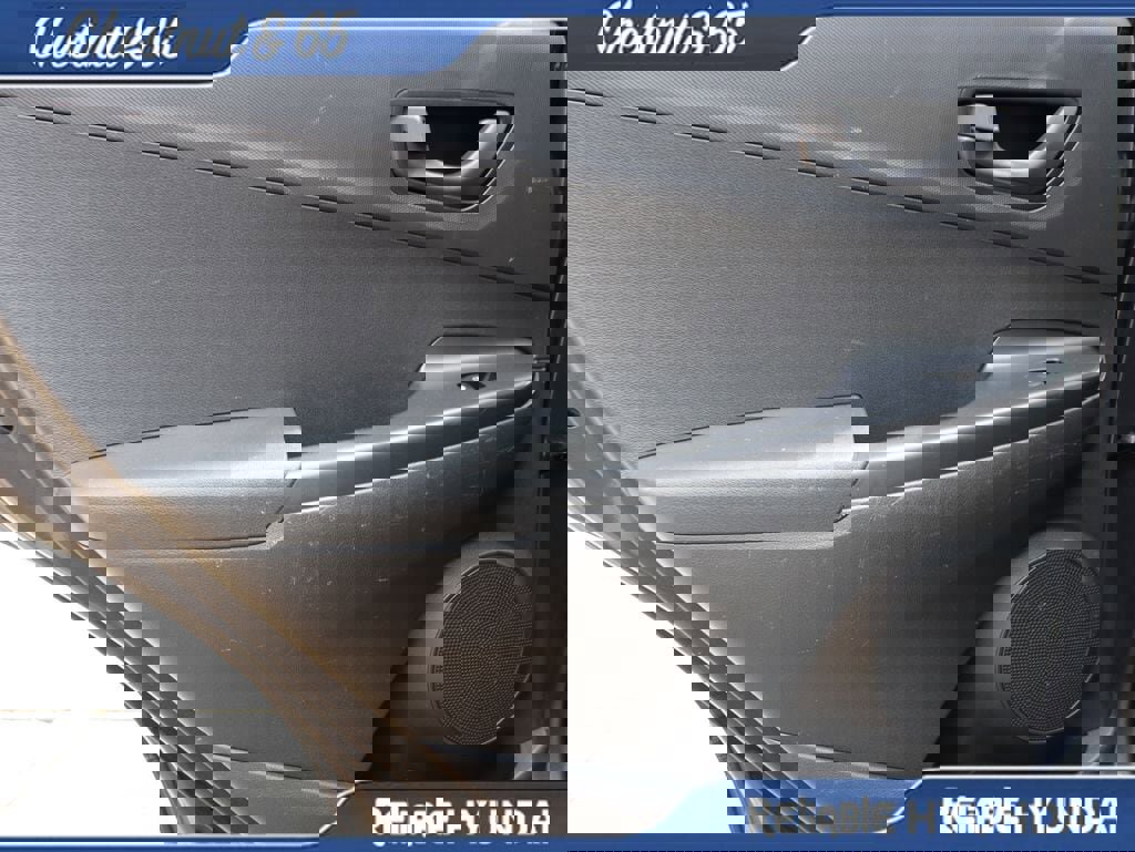 Used 2018 Hyundai Kona SEL w/ SEL Tech Package 02 FWD image 17