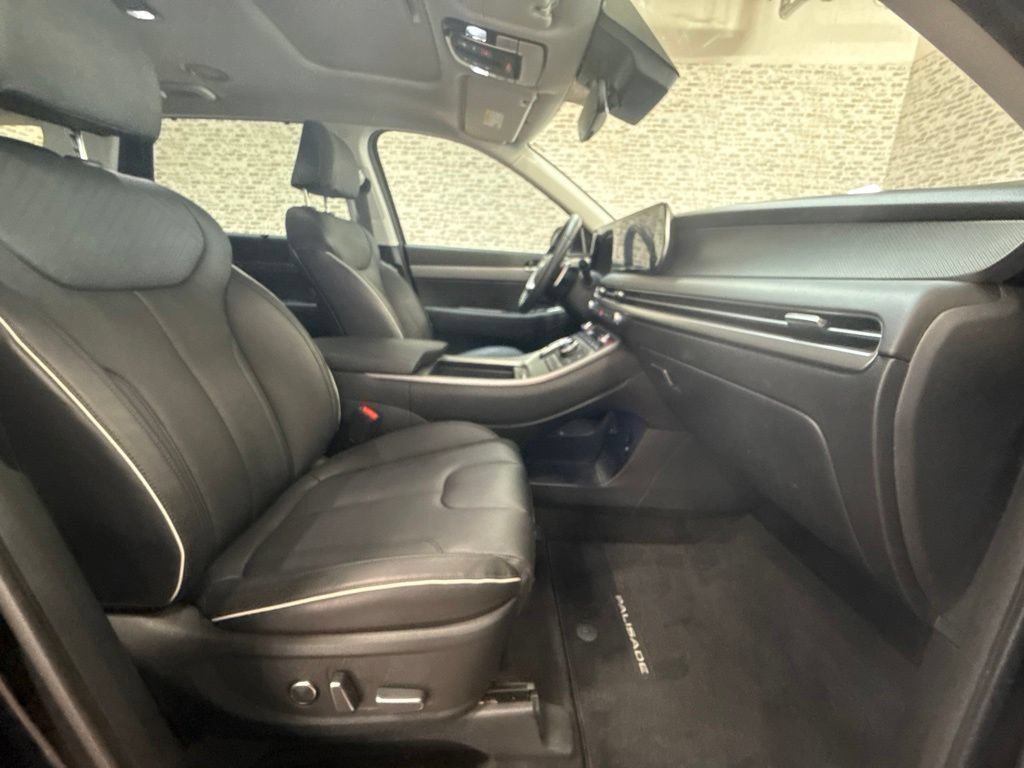 Used 2025 Hyundai Palisade SEL FWD image 12