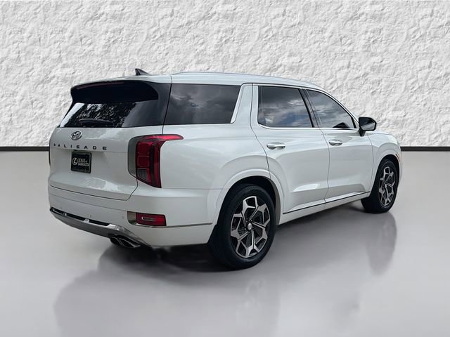 Used 2022 Hyundai Palisade Calligraphy FWD image 3