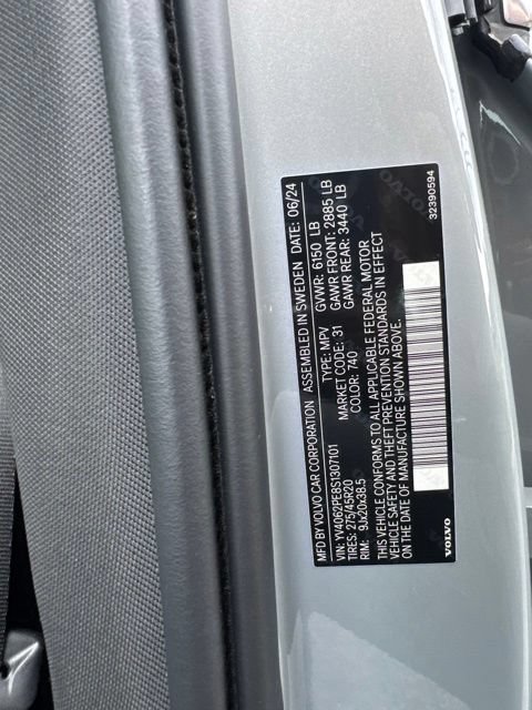 Certified 2025 Volvo XC90 B6 Plus w/ Protection Package Premier AWD/4WD image 28