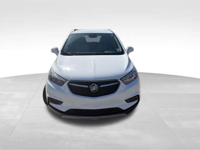 Used 2018 Buick Encore Preferred image 3