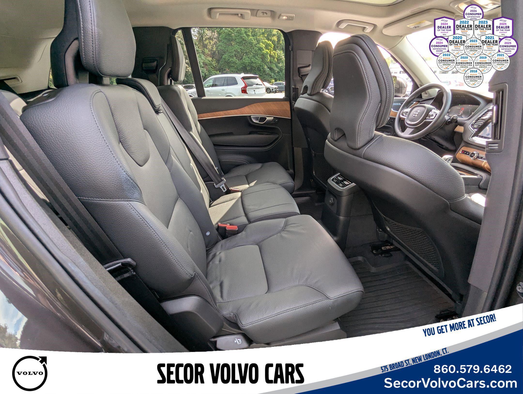 Certified 2024 Volvo XC90 T8 Plus w/ Protection Package Premier image 24