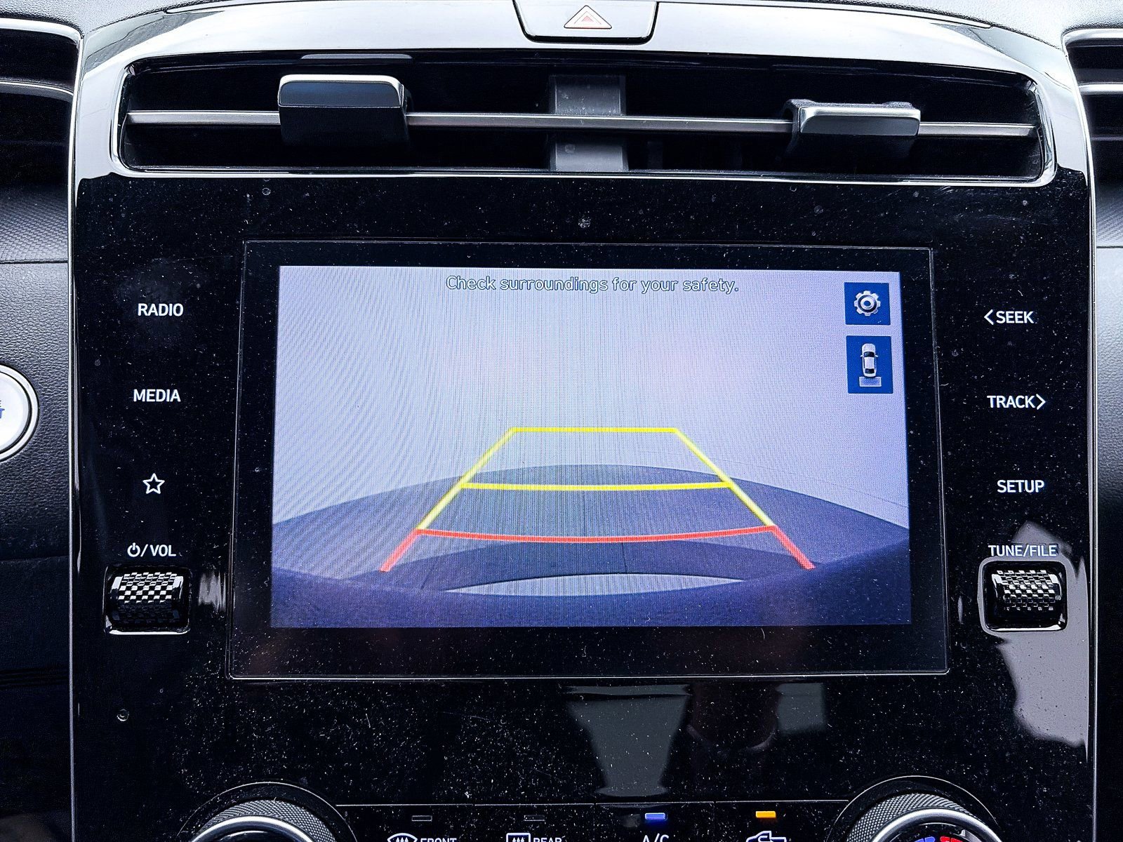 Used 2022 Hyundai Santa Cruz SEL image 6