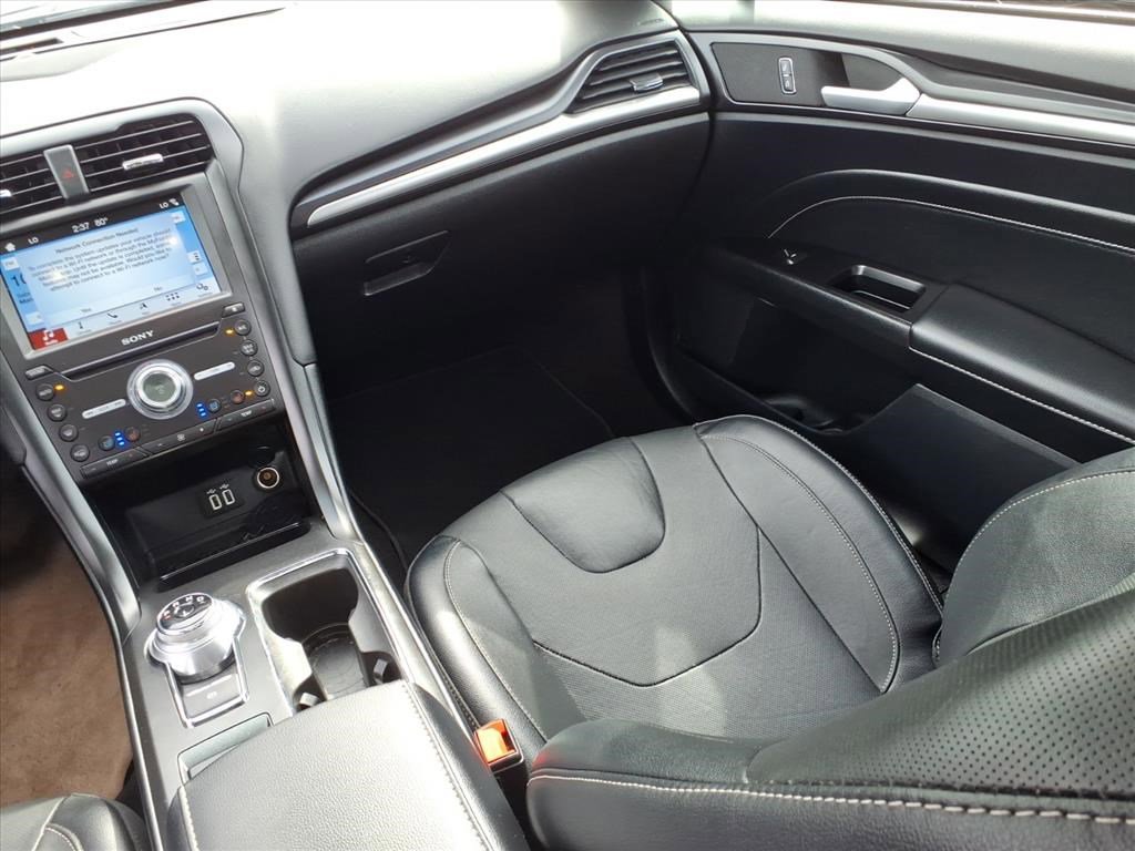 Used 2019 Ford Fusion Energi Titanium image 14