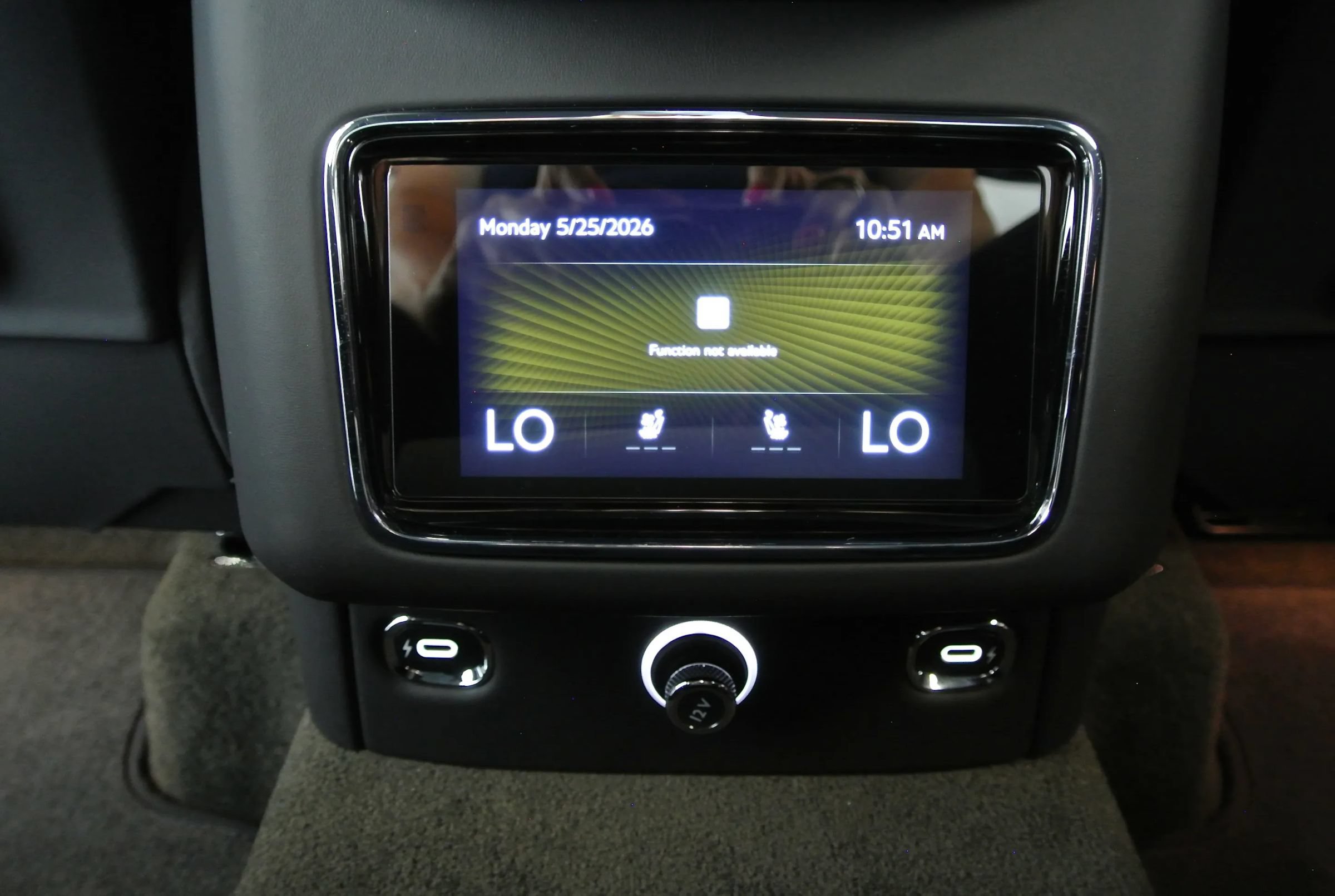 Used 2023 Bentley Bentayga AWD/4WD image 35