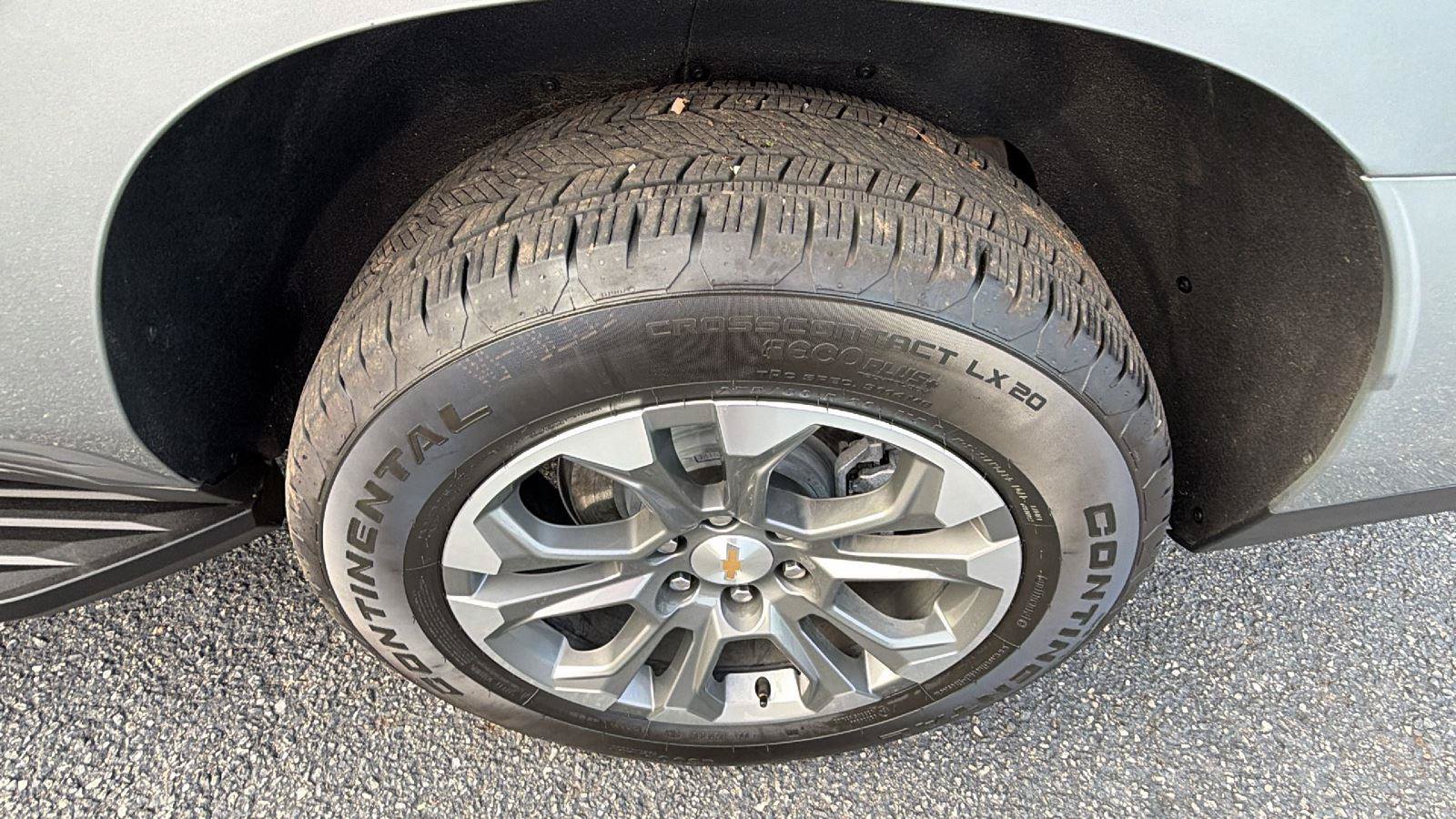 New 2026 Chevrolet Suburban LT w/ Comfort Package AWD/4WD image 12