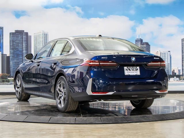 Used 2026 BMW 530i xDrive w/ Executive Package image 9