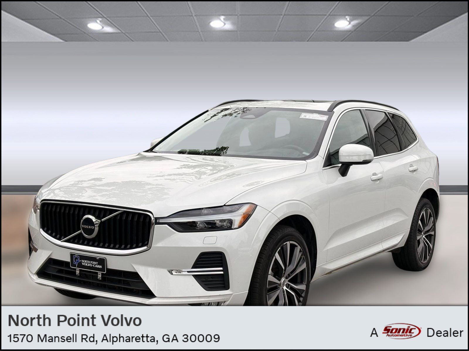 Certified 2022 Volvo XC60 B5 Momentum w/ Climate Package