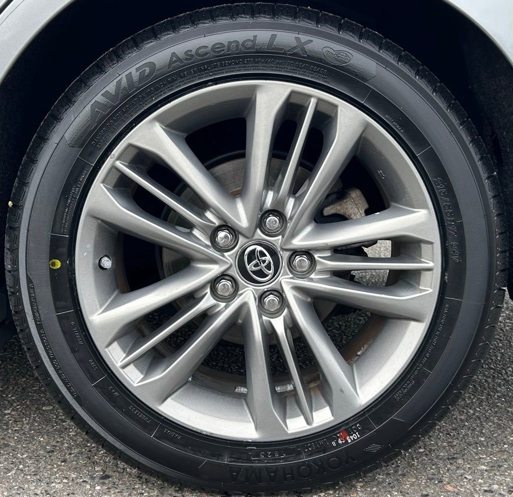 Certified 2016 Toyota Camry SE FWD image 26