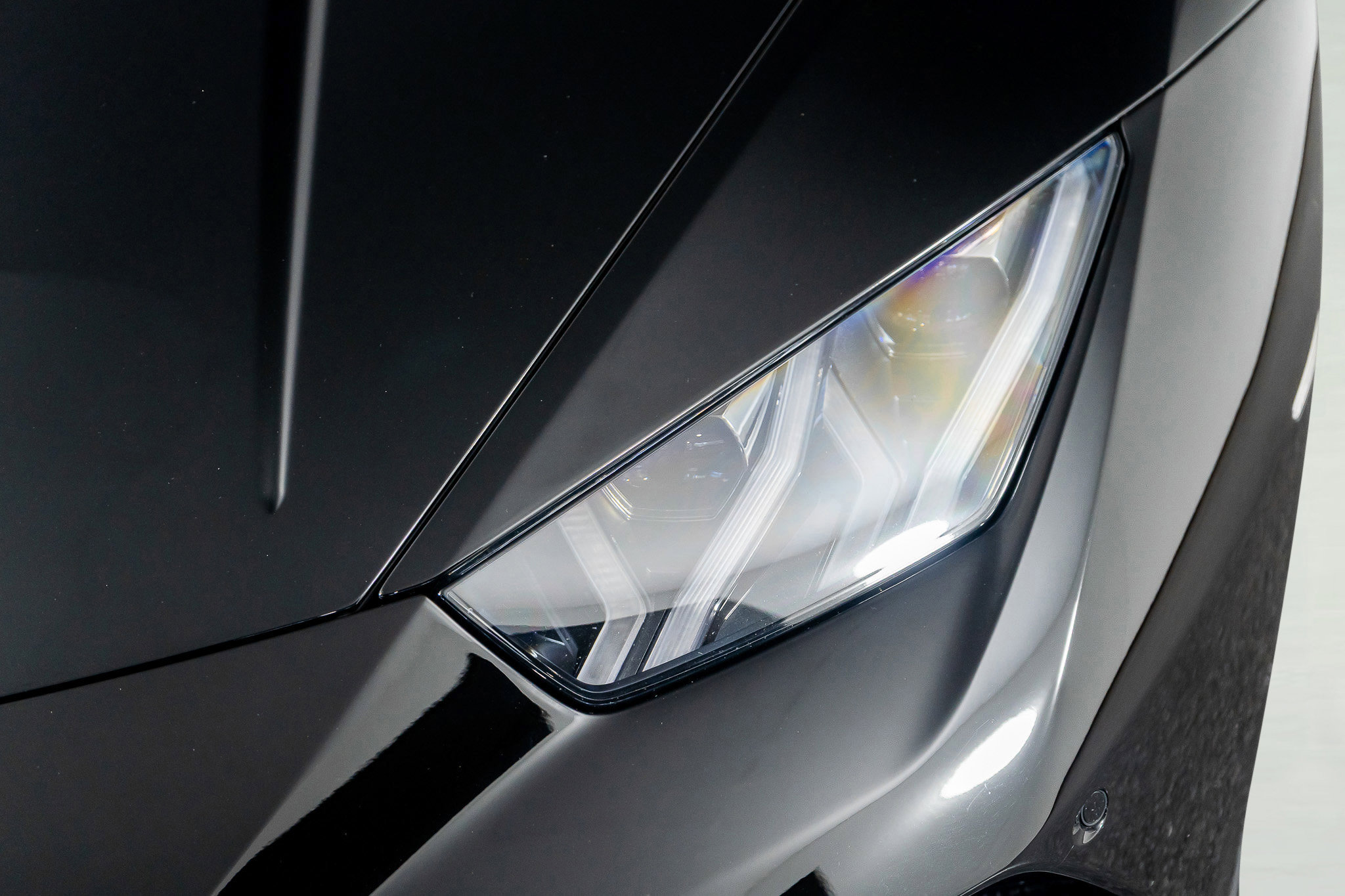 Used 2018 Lamborghini Huracan Performante image 25