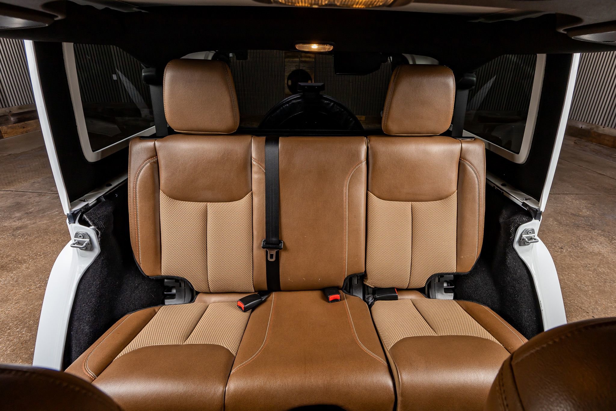Used 2017 Jeep Wrangler Unlimited Sahara image 30