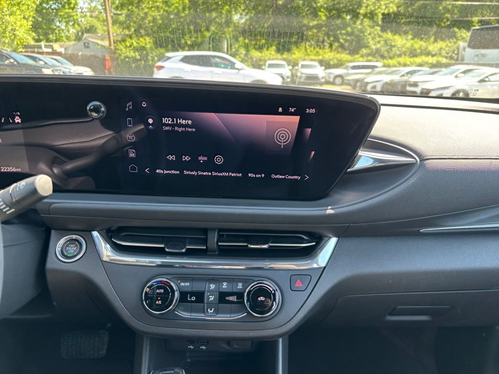 Used 2025 Buick Envista Preferred FWD image 17