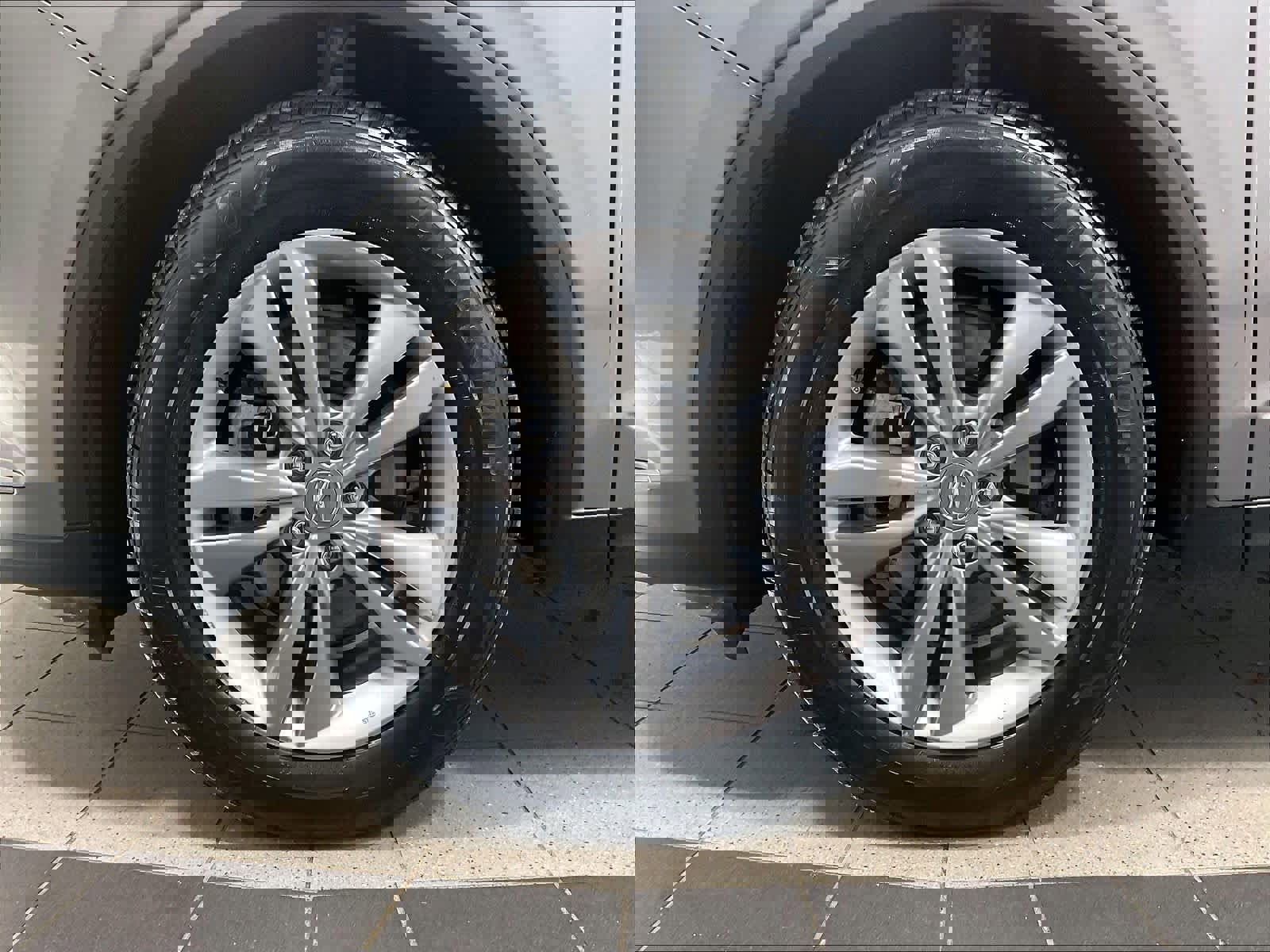 Used 2023 Acura MDX SH-AWD image 7