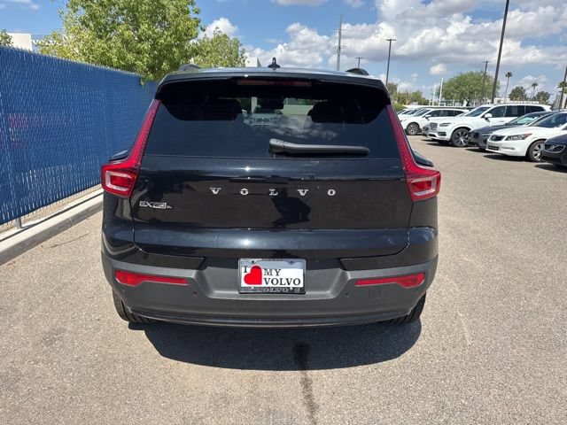 Used 2025 Volvo EX40 Core w/ Climate Package AWD/4WD image 6