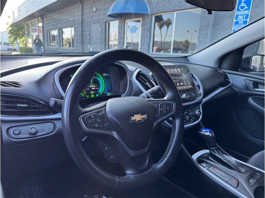 Used 2017 Chevrolet Volt LT image 23
