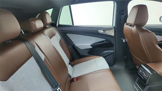 Used 2023 Volkswagen ID.4 2WD image 25