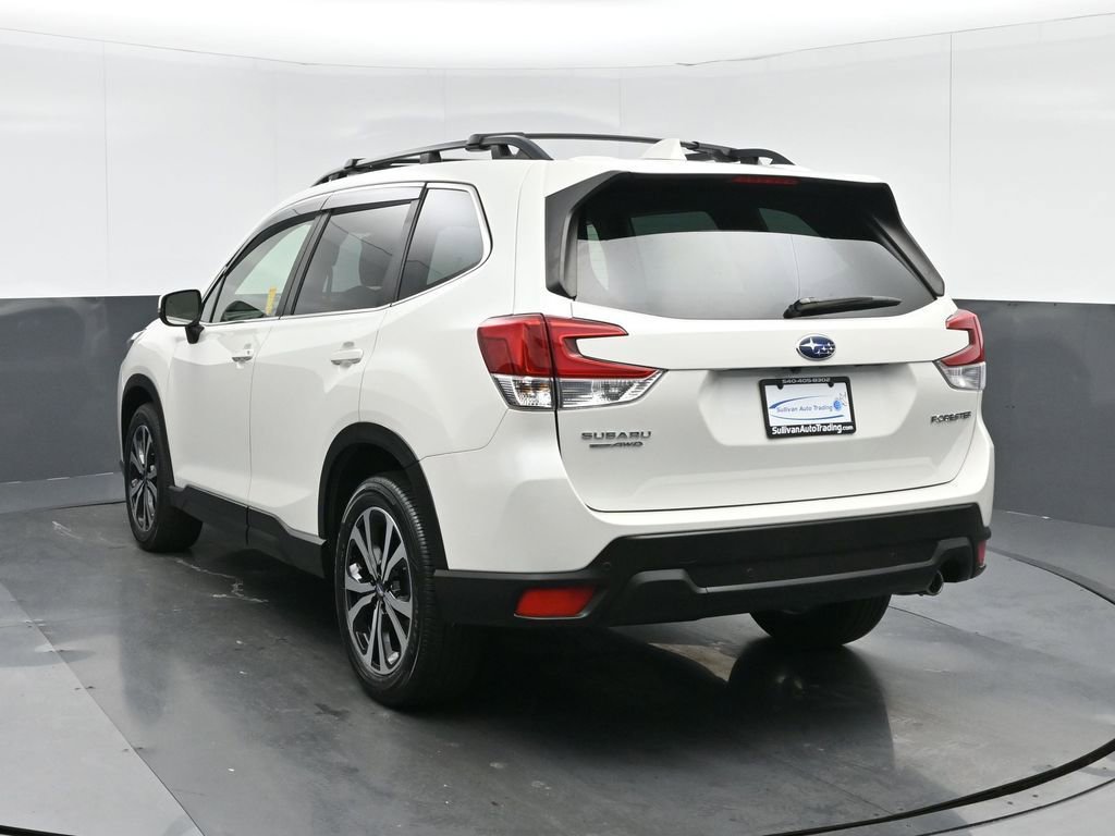 Used 2022 Subaru Forester Limited image 5
