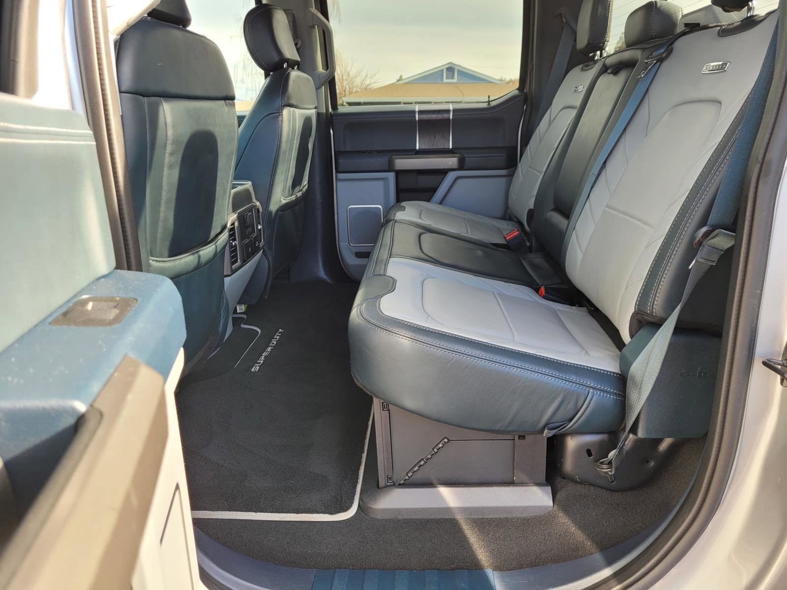 Used 2022 Ford F250 Limited image 12