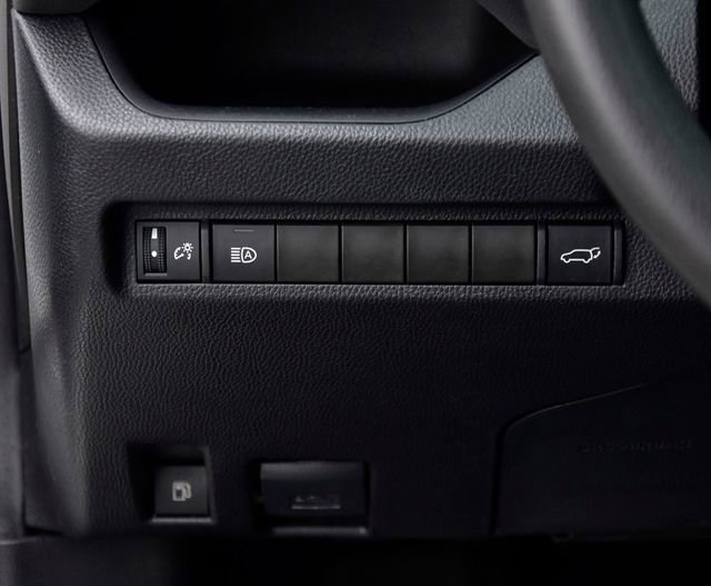 Certified 2024 Toyota RAV4 XLE w/ Convenience Package image 26