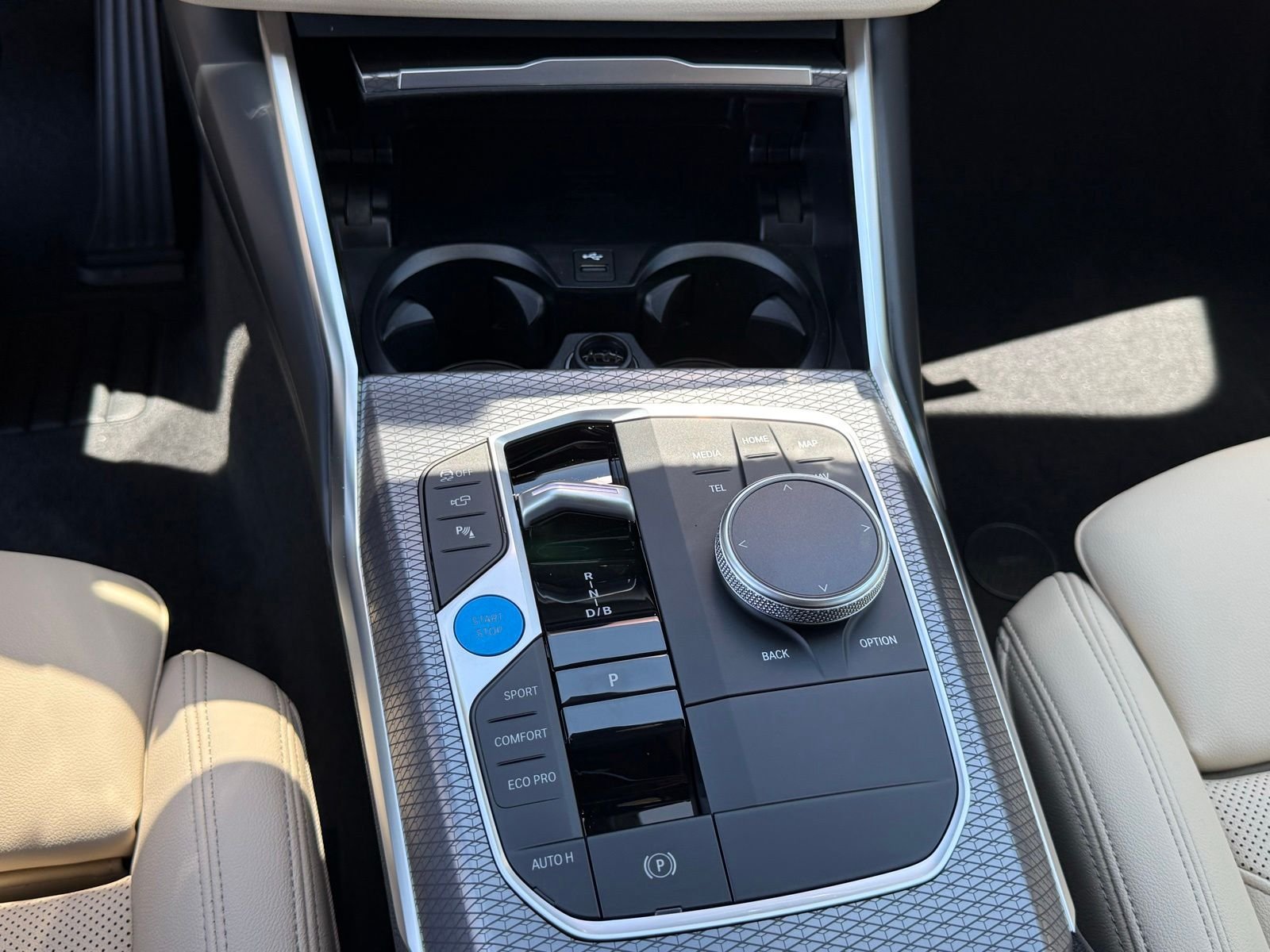 New 2026 BMW i4 eDrive40 w/ Premium Package RWD image 27