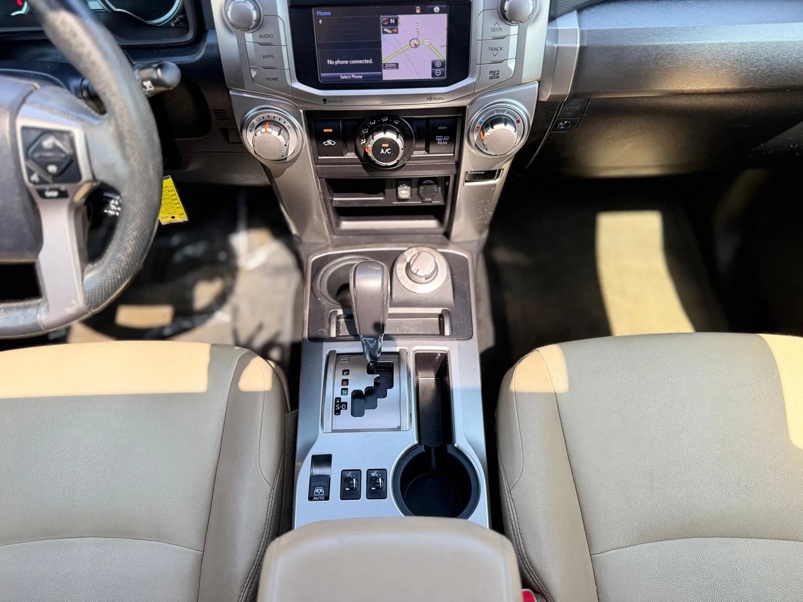 Used 2015 Toyota 4Runner SR5 Premium AWD/4WD image 18