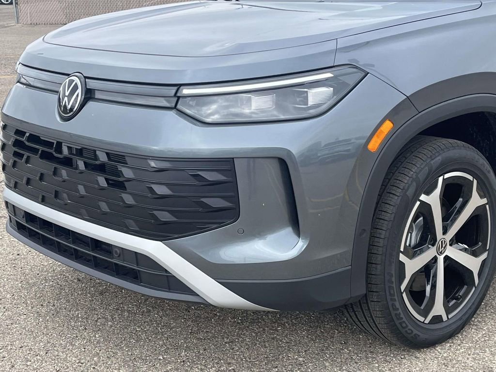 New 2026 Volkswagen Tiguan SE AWD/4WD image 6
