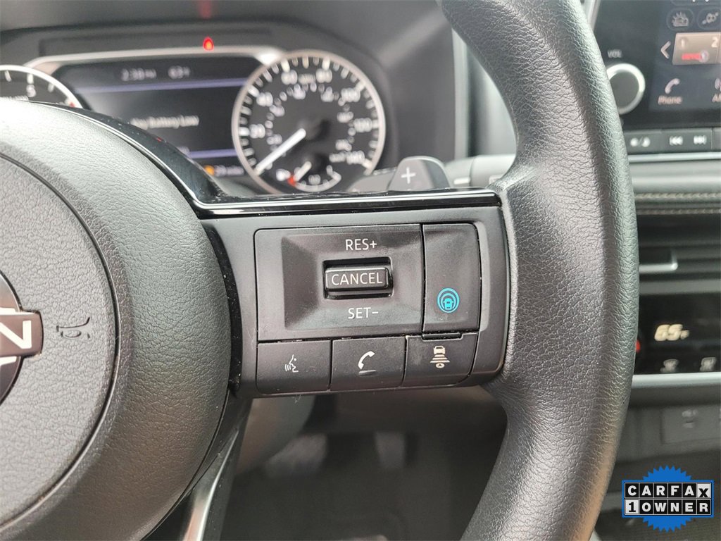 Used 2023 Nissan Rogue SV image 27