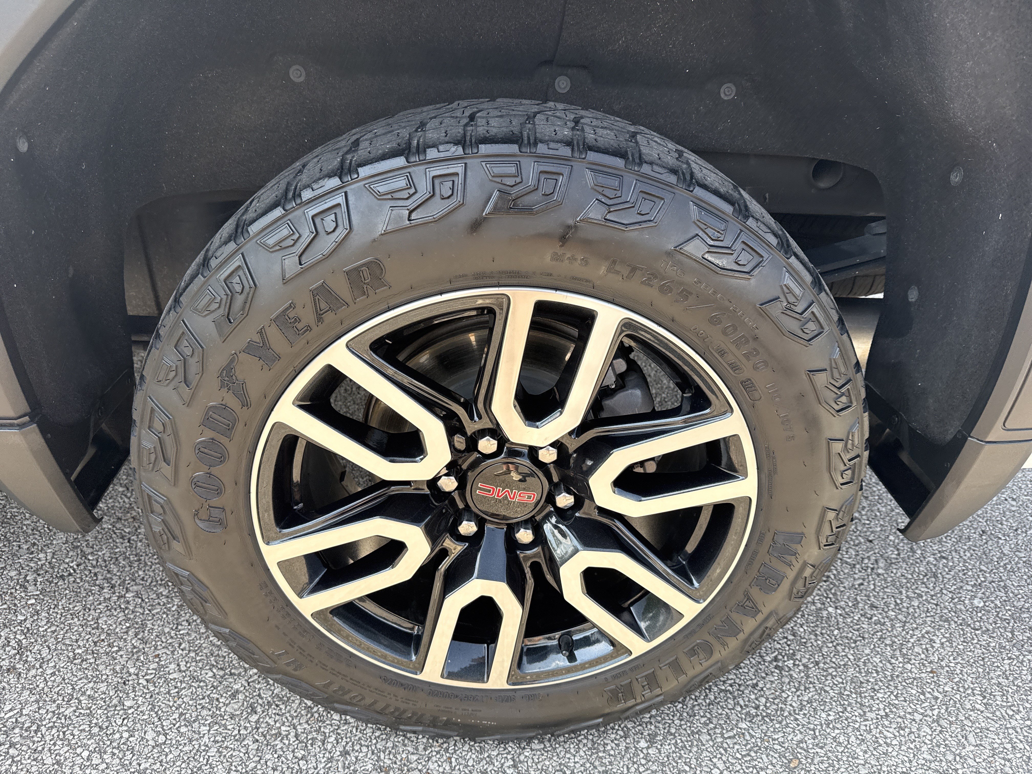 Used 2021 GMC Sierra 1500 AT4 AWD/4WD image 19