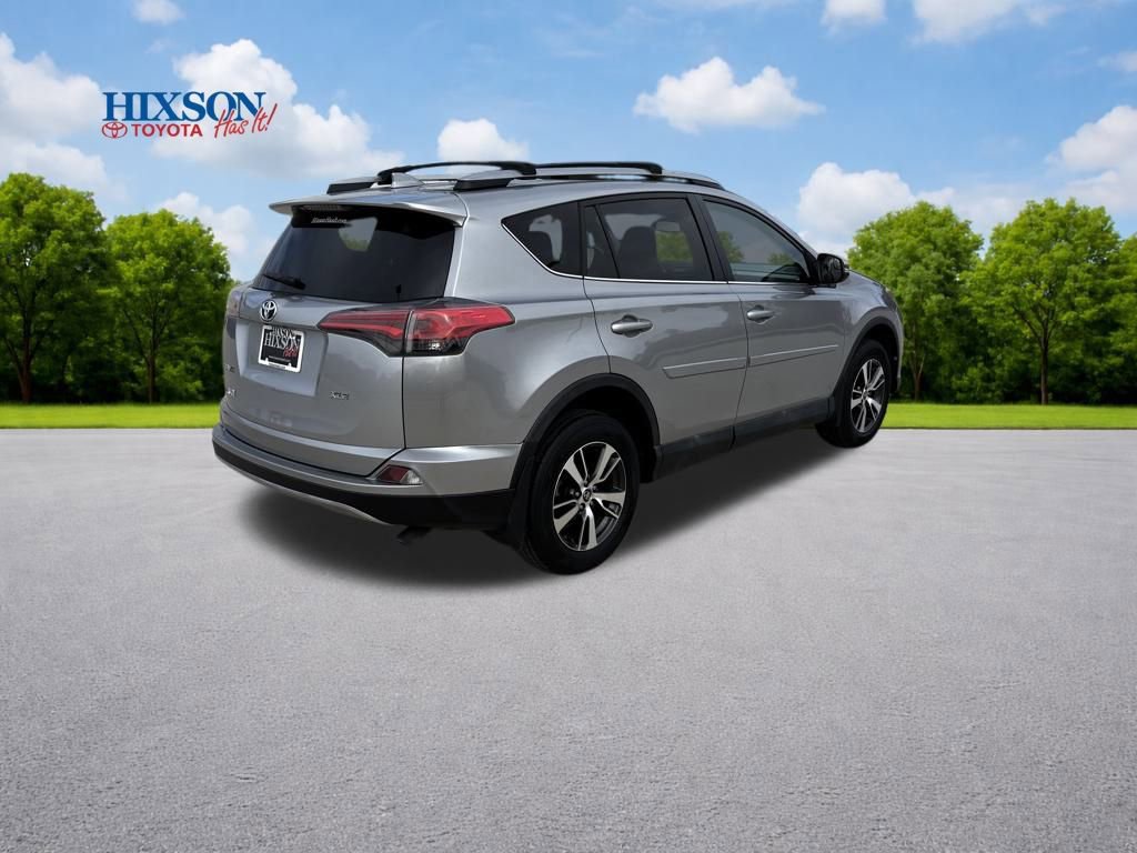 Used 2017 Toyota RAV4 XLE image 7