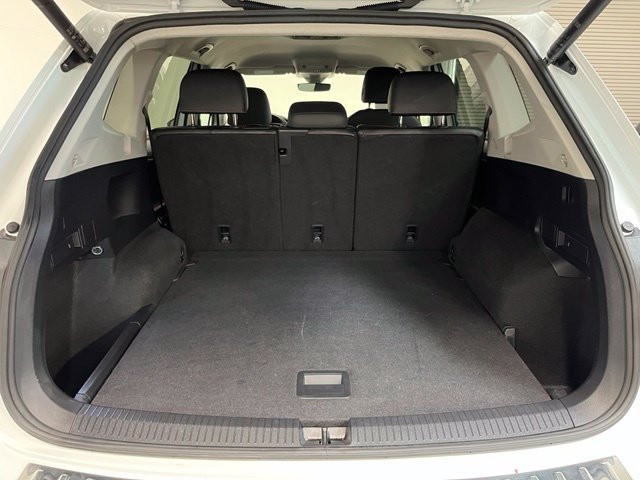 Used 2024 Volkswagen Tiguan Wolfsburg Edition AWD/4WD image 14