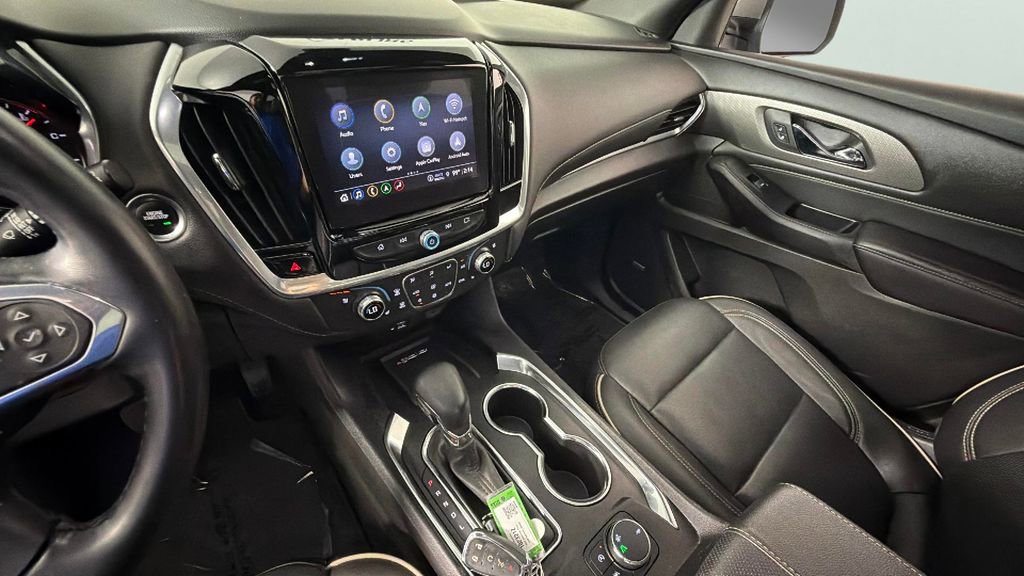 Certified 2023 Chevrolet Traverse Premier FWD image 19