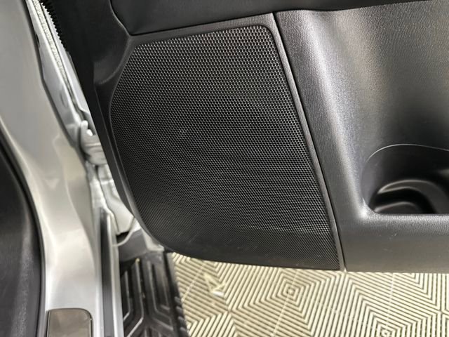 Used 2024 Nissan Armada SL w/ Captain's Chairs Package image 30