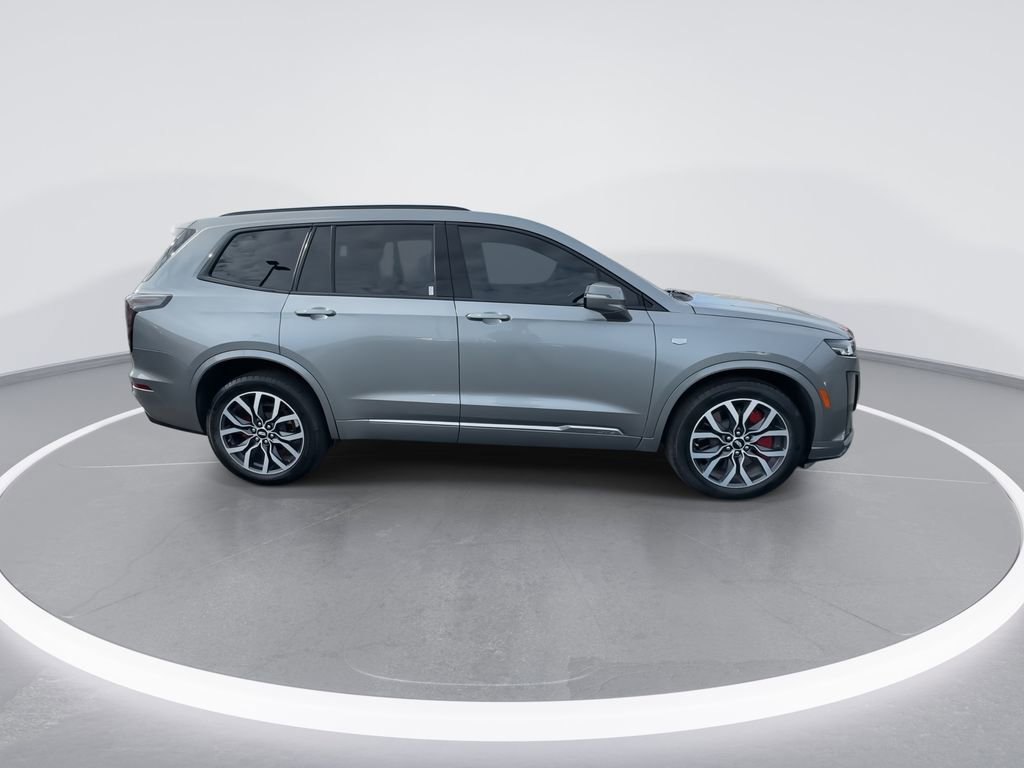 Used 2024 Cadillac XT6 Sport image 9