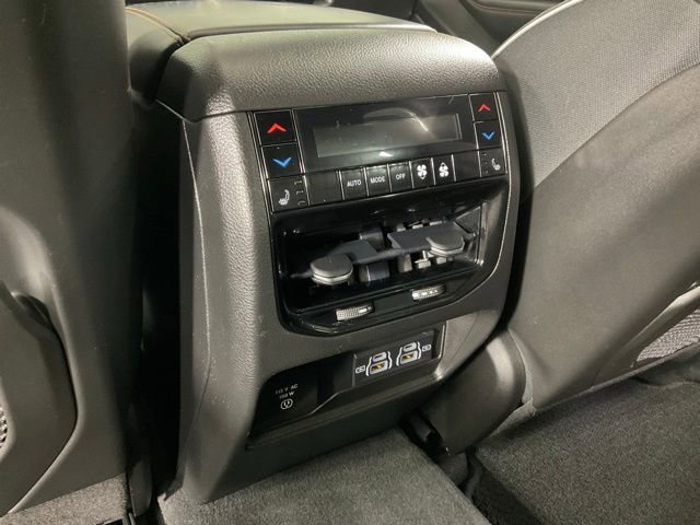 Used 2022 Jeep Grand Cherokee Summit w/ Adv Protech Group IV AWD/4WD image 25