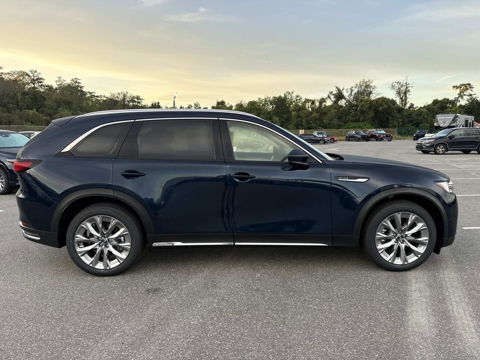 New 2026 MAZDA CX-90 3.3 Turbo w/ Premium Plus Pkg image 2