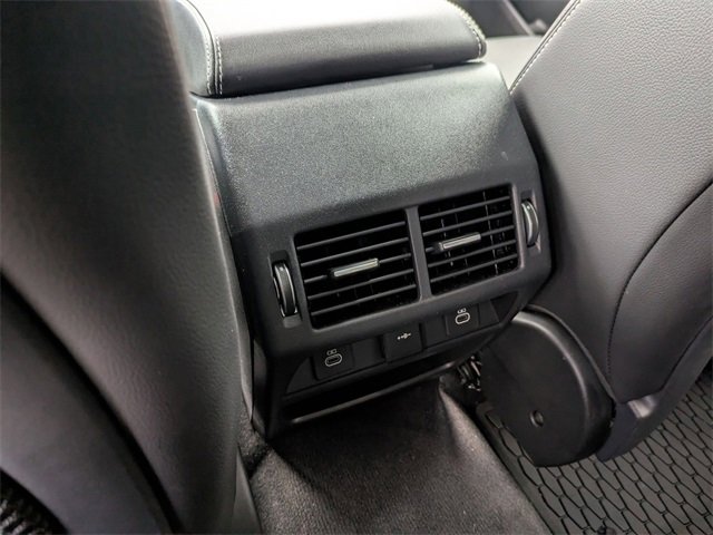 Used 2024 Jaguar E-PACE R-Dynamic SE image 13