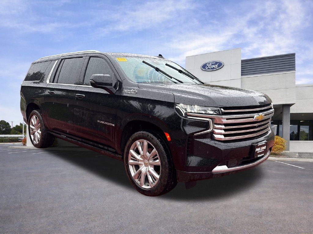 Used 2021 Chevrolet Suburban High Country w/ Premium Package 2