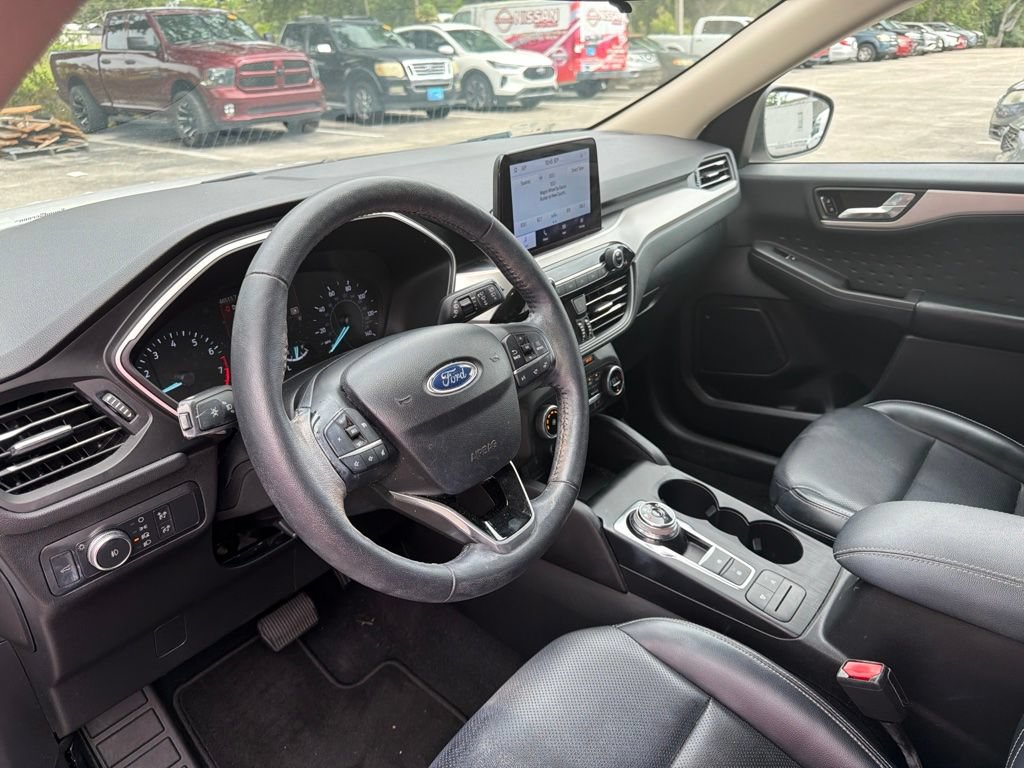 Used 2020 Ford Escape SEL FWD image 9