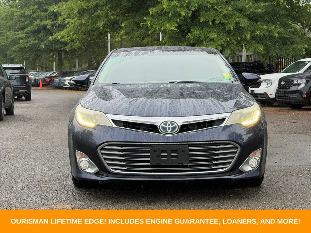 Used 2014 Toyota Avalon Limited w/ Technology Package FWD image 2