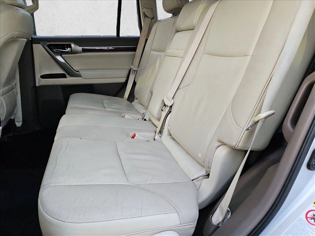 Used 2014 Lexus GX 460 w/ Premium Package AWD/4WD image 20